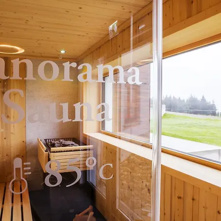 Zum Kreuz Konukevi Sankt Märgen